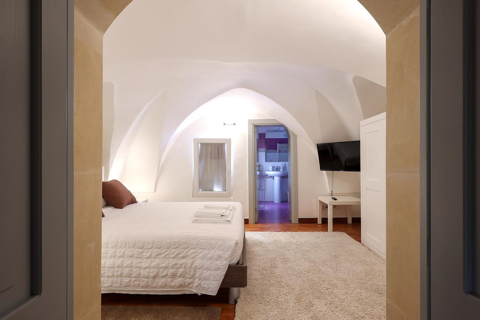 Goodstay La Suite 10 - Rooms - Lecce Kültér fotó
